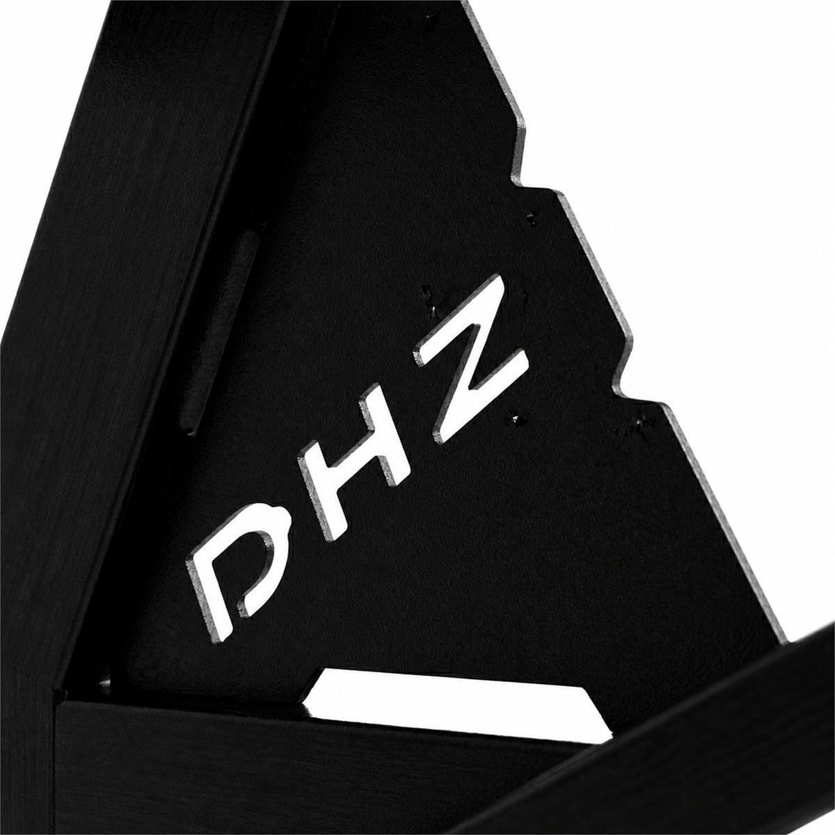 DHZ A615 Precision Chest Press – Detailansicht der robusten Studiokonstruktion – Fitnessstudio, Krafttraining und kommerzieller Studioeinsatz