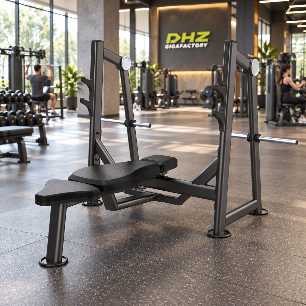 DHZ U2043 Olympic Bench frei im aktiven DHZ-Gigafactory-Fitnessstudio mit Training im Hintergrund