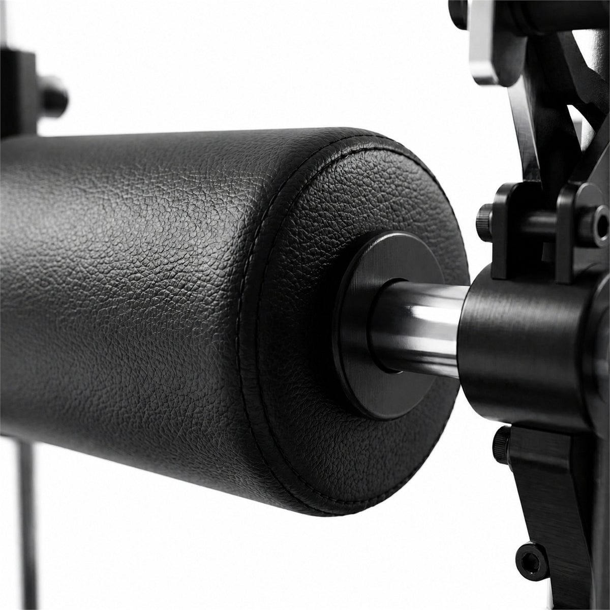 DHZ A609 3D Smith Hip Thrust – Plate Loaded Hip Thrust Maschine – Detailansicht der gepolsterten Stützrolle