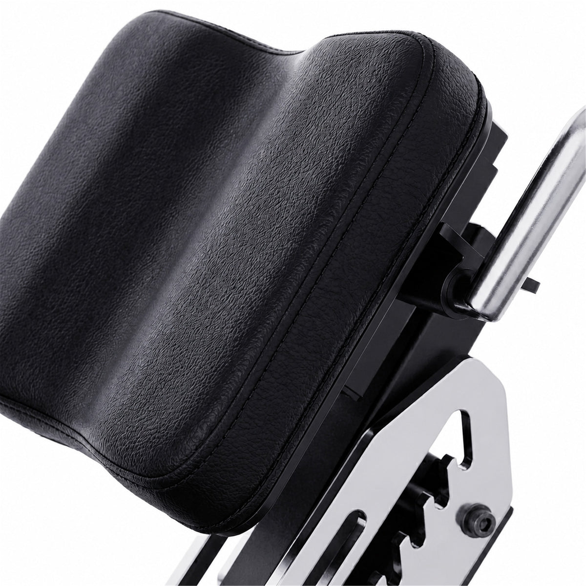 DHZ A627 45 Hip Extension – Detailansicht der ergonomischen Polsterung und Rückenstütze – Fitnessstudio, Krafttraining und kommerzieller Studioeinsatz