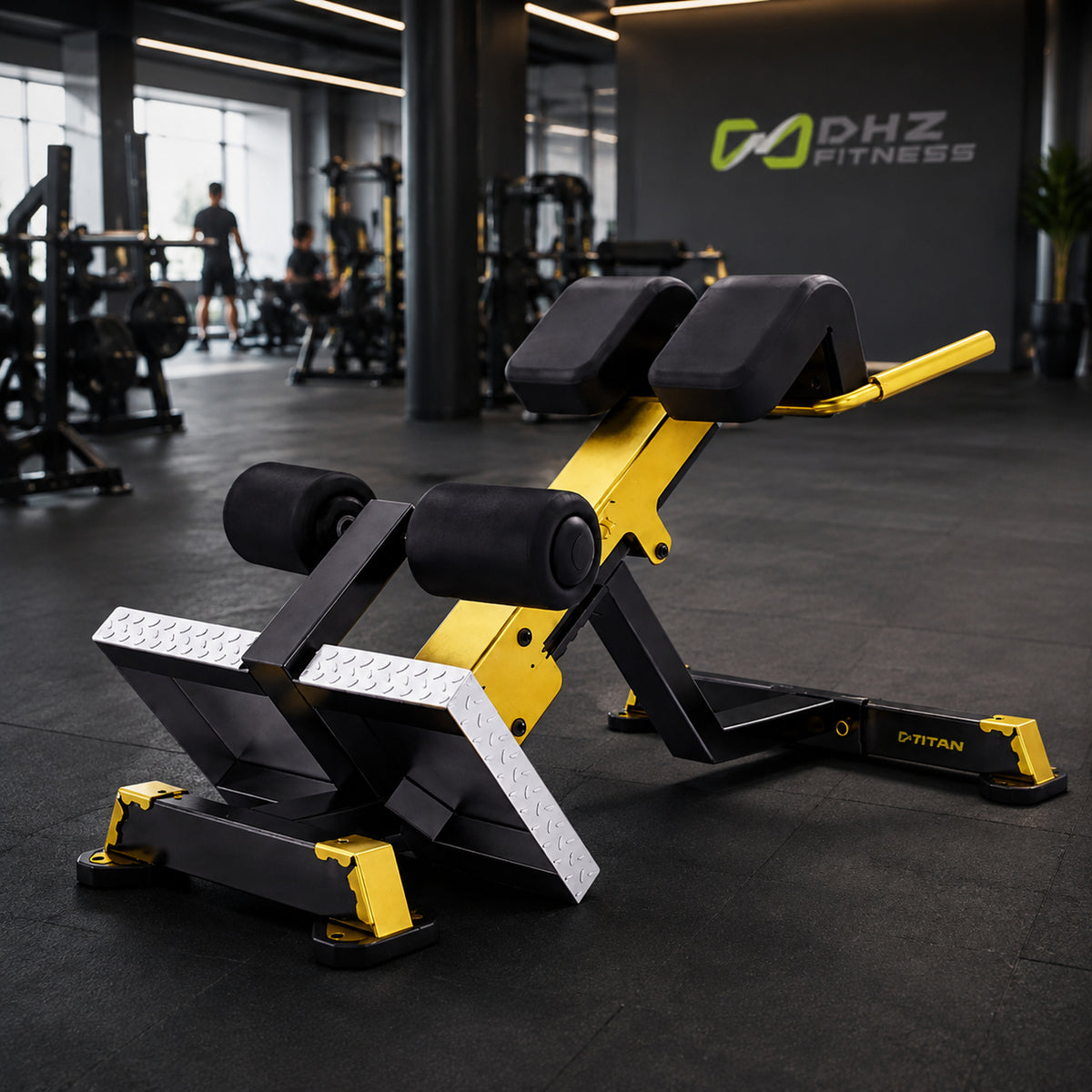DHZ TITAN Mechanix Y975ZA Back Extension - Plate Loaded Rückenstrecker – back extension schwarz gold premium