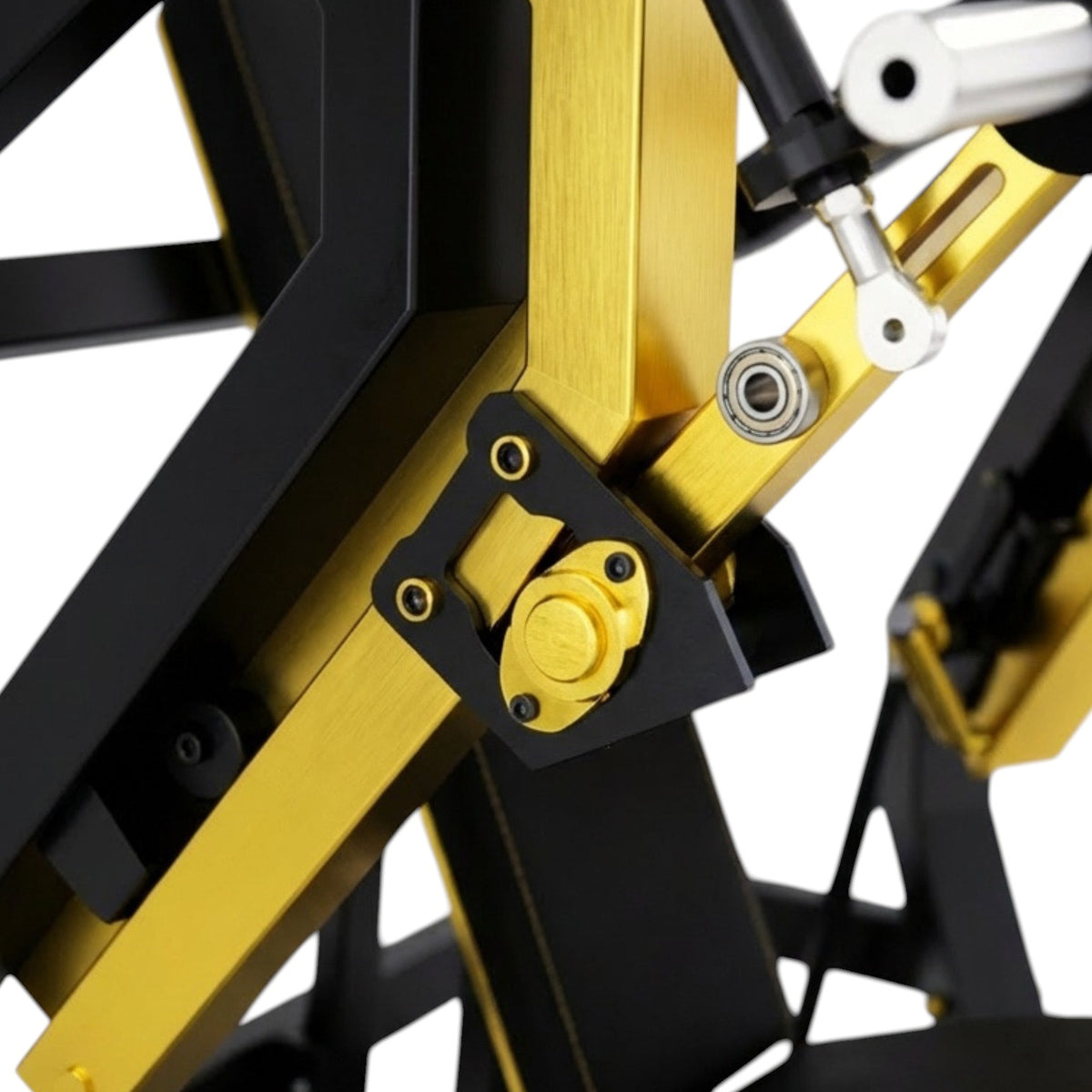 DHZ TITAN Mechanix Y910ZA Low Chest Press - Plate Loaded Brustpresse für den professionellen Einsatz – low chest press schwarz gold bewegungsarm gelenk detail