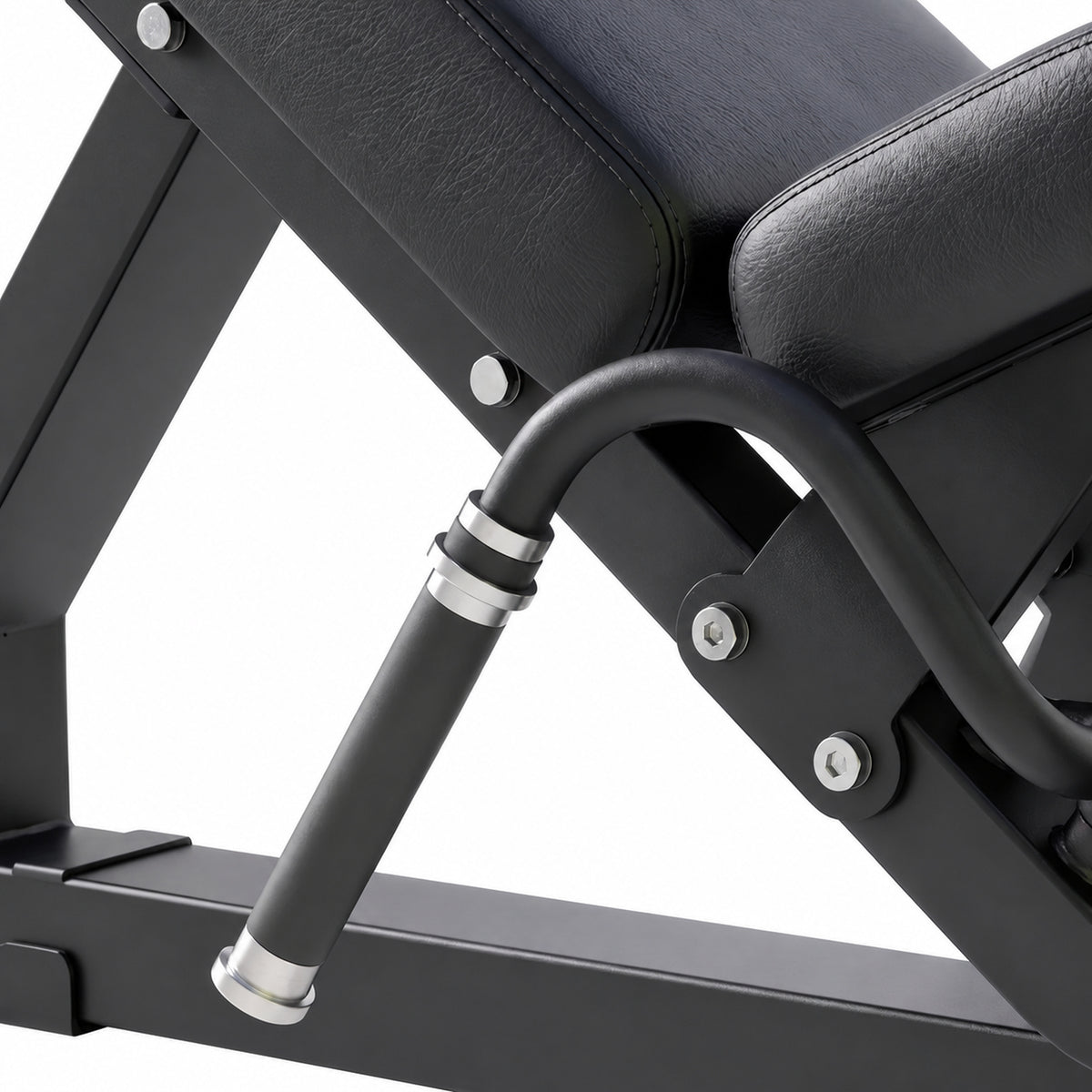 DHZ Y900 Y950 Beinpresse (Leg Press) – Detail von Polsterung und Haltegriff