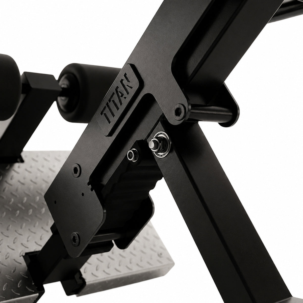 DHZ TITAN Mechanix Y975ZA Back Extension - Plate Loaded Rückenstrecker – back extension obsidian black polster verstellung detail