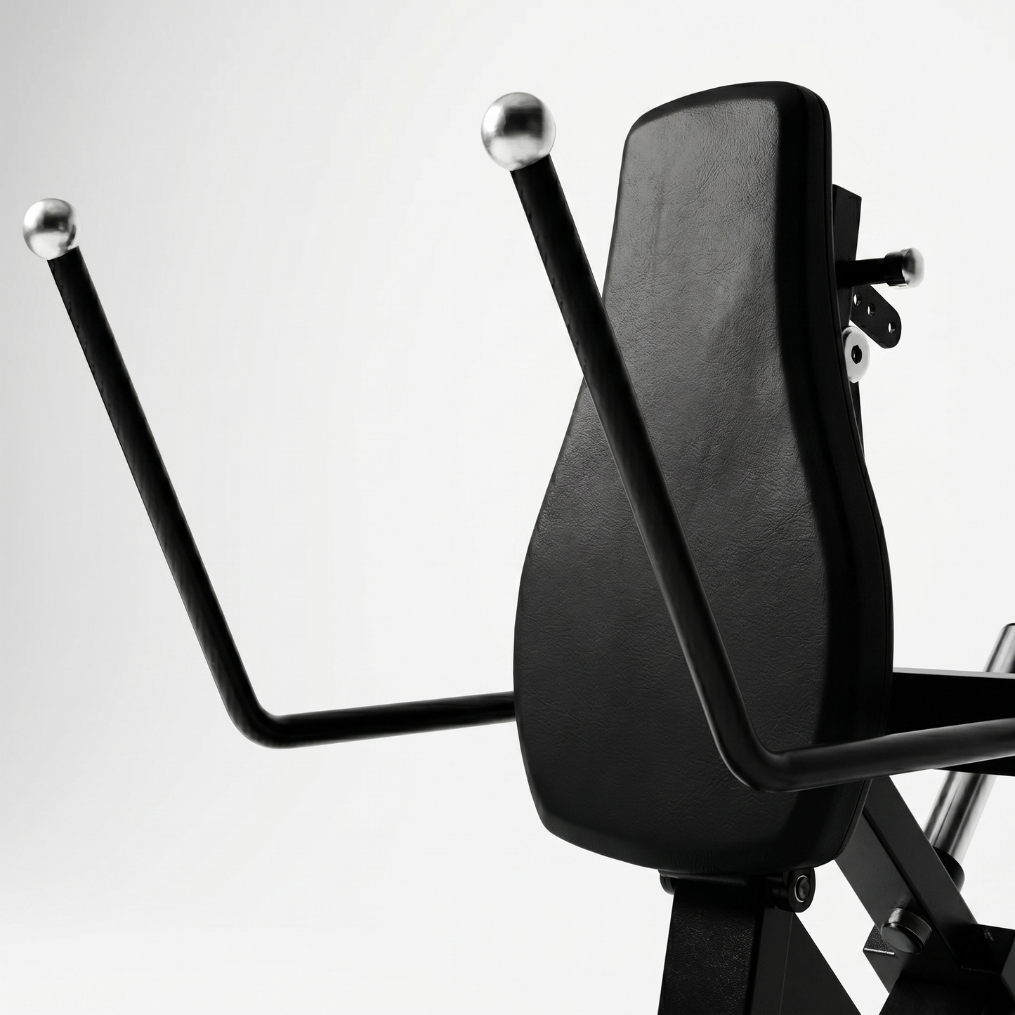 DHZ A614 Dual Triceps Extension Dip – Professionelle Plate-Loaded Trizepsmaschine