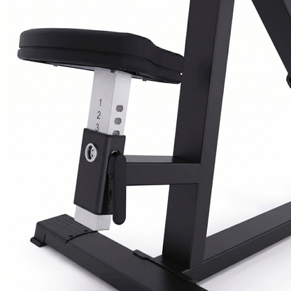 DHZ A618 Seated Deltoid Fly – Professionelle Plate-Loaded Reverse Fly Maschine