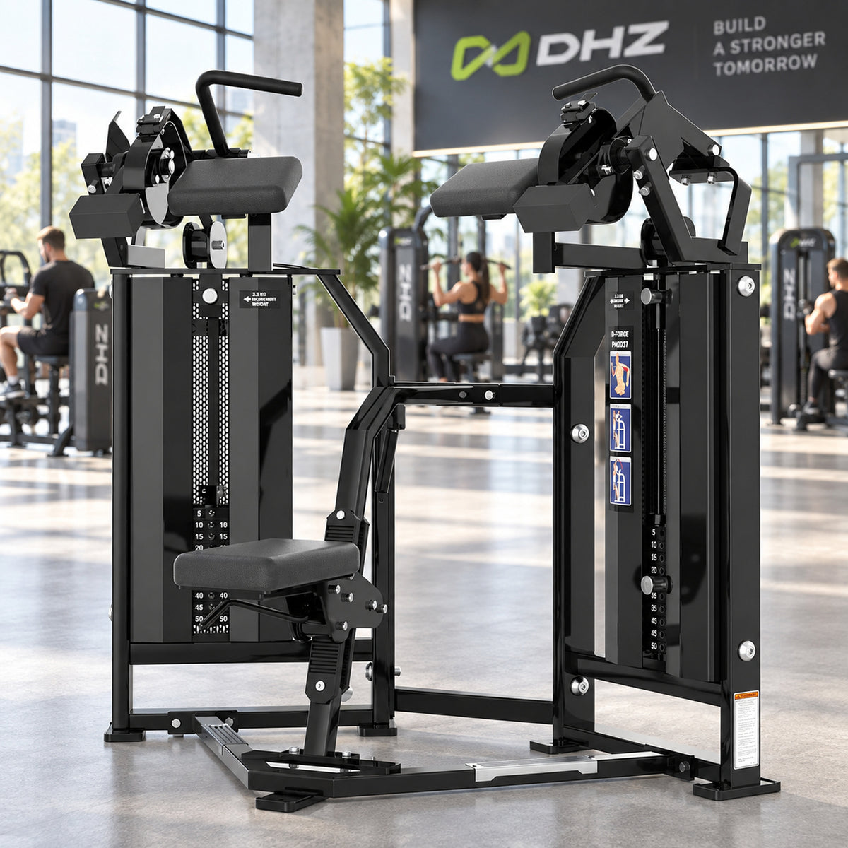 DHZ Fitness PM2037 schwarze Polsterung im modernen DHZ Fitnessstudio
