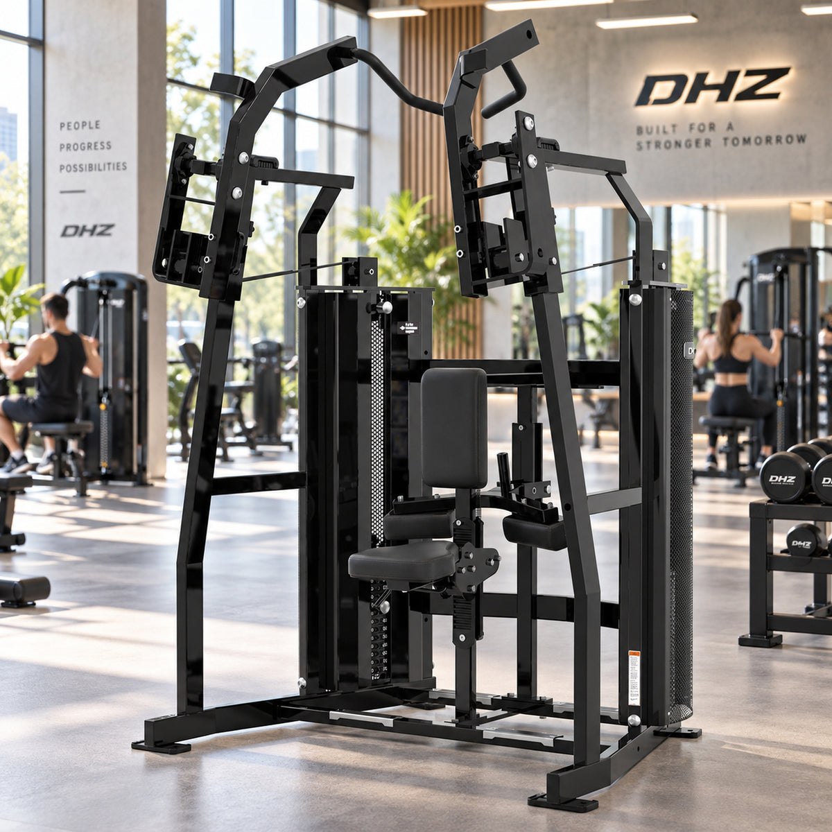 DHZ Fitness PM2044 schwarze Polsterung im modernen DHZ Fitnessstudio